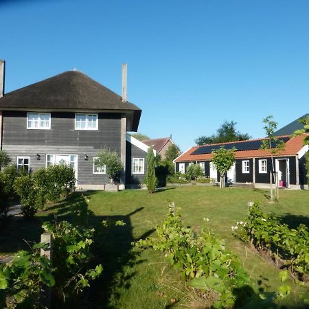 Bed & Breakfast Donna Pijnacker Bagian luar foto
